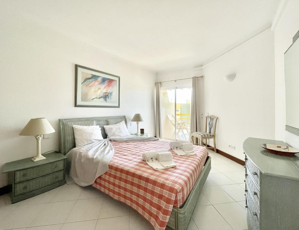 Alcharb - Pool & City Center - Vilamoura Quarteira Ngoại thất bức ảnh